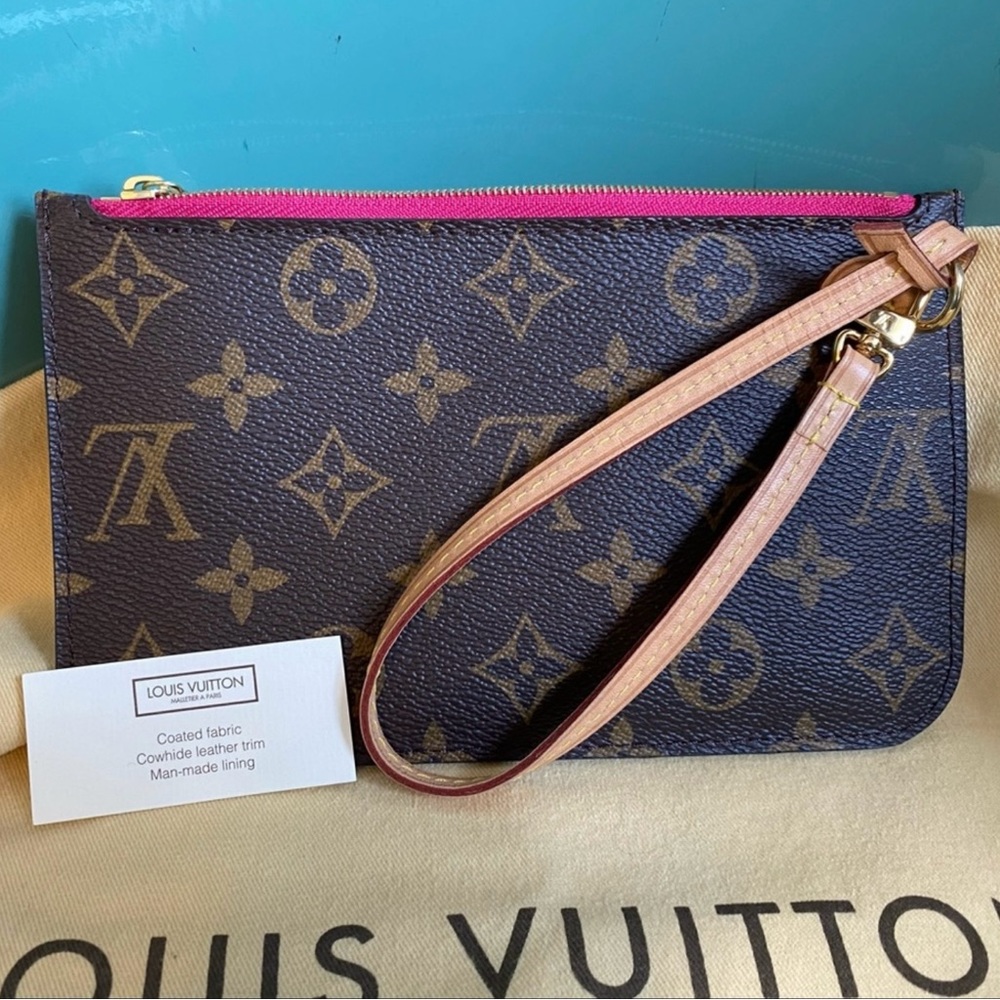 NEW Louis Vuitton Neverfull PM Wristlet